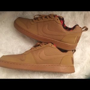 Nike Tan and checkered sneakers